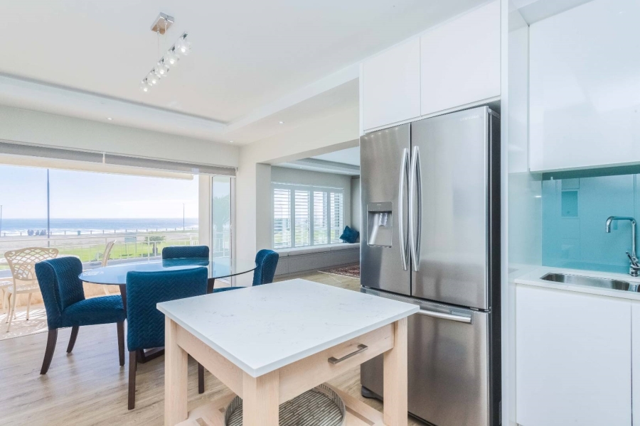 To Let 3 Bedroom Property for Rent in Mouille Point Western Cape